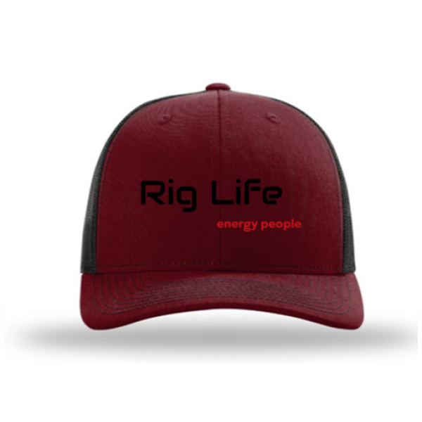 A red and black hat with the words " rig life energy people ".